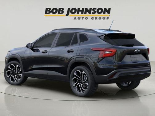 Mosaic Black Metallic 2026 Chevrolet Trax FWD 2RS