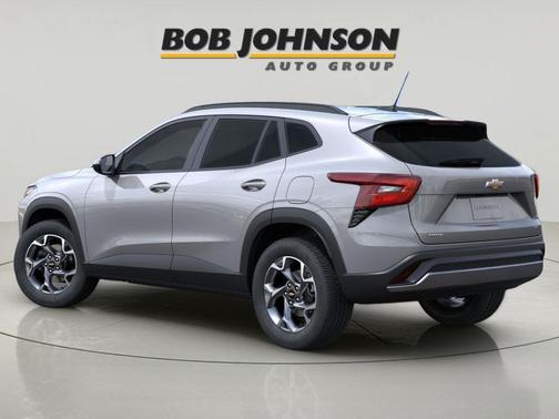 Sterling Gray Metallic 2026 Chevrolet Trax LT