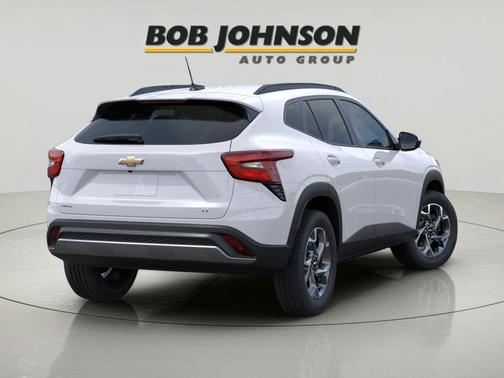 Summit White 2026 Chevrolet Trax LT