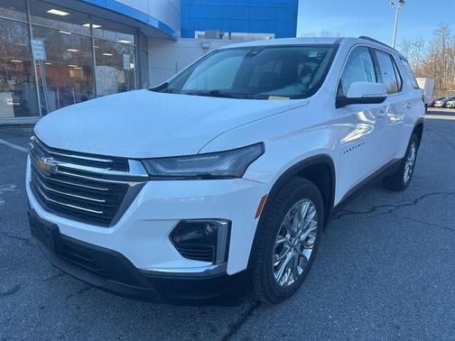2022 Chevrolet Traverse LT Cloth