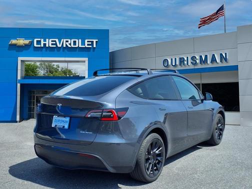 2021 Tesla Model Y Long Range Dual Motor All-Wheel Drive