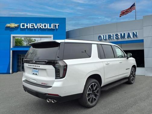 2025 Chevrolet Suburban RST