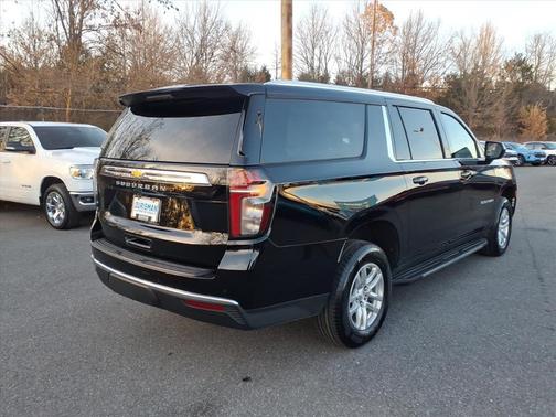 2023 Chevrolet Suburban LS