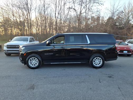 2023 Chevrolet Suburban LS