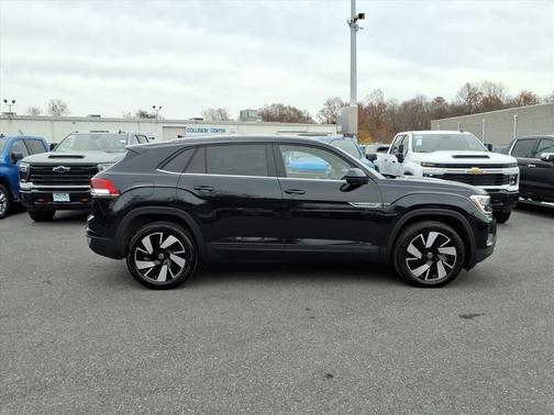 2024 Volkswagen Atlas Cross Sport 2.0T SE w/Technology 4MOTION