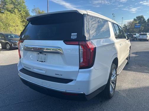 2021 GMC Yukon XL SLT