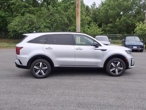 Sparkling Silver 2021 Kia Sorento EX