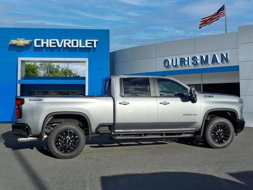 2025 Chevrolet Silverado 3500 LT