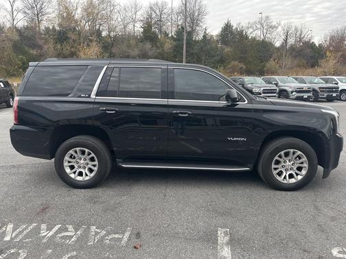 2020 GMC Yukon SLT