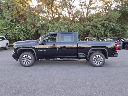 2025 Chevrolet Silverado 2500 Custom