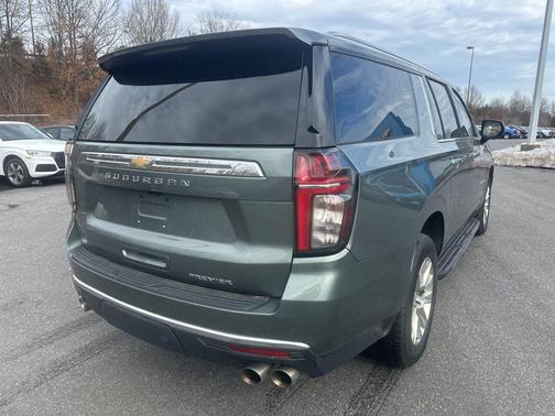 2023 Chevrolet Suburban Premier
