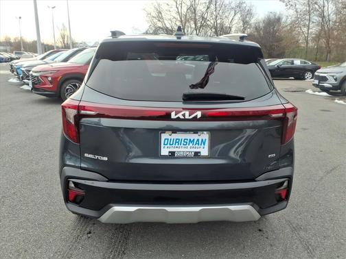 2024 Kia Seltos EX