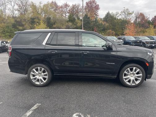2023 Chevrolet Tahoe 4WD High Country