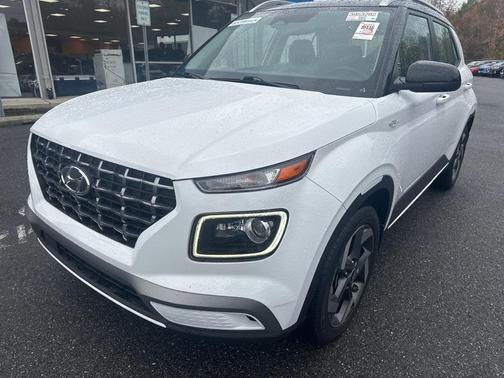 2023 Hyundai VENUE Limited
