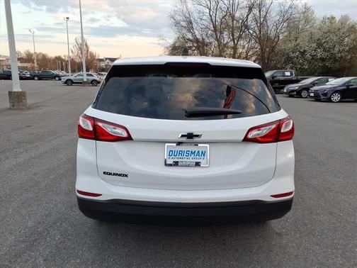 Summit White 2021 Chevrolet Equinox LS