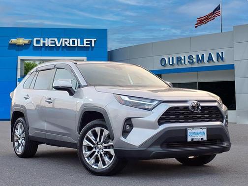 2022 Toyota RAV4 XLE Premium