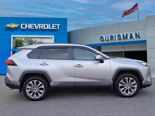 2022 Toyota RAV4 XLE Premium