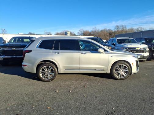 2020 Cadillac XT6 Premium Luxury AWD
