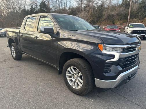 2024 Chevrolet Silverado 1500 LT
