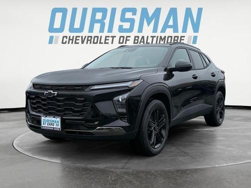 Mosaic Black Metallic 2026 Chevrolet Trax FWD ACTIV