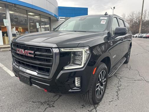 2024 GMC Yukon XL 4WD AT4