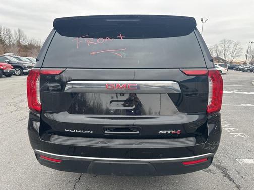 2024 GMC Yukon XL 4WD AT4