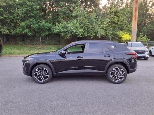 2025 Chevrolet Trax FWD 2RS
