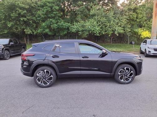 2025 Chevrolet Trax FWD 2RS