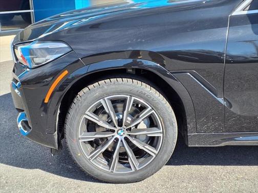 2022 BMW X6 xDrive40i