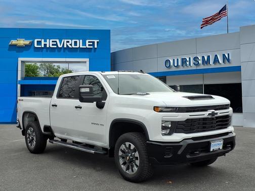 2026 Chevrolet Silverado 2500 Custom