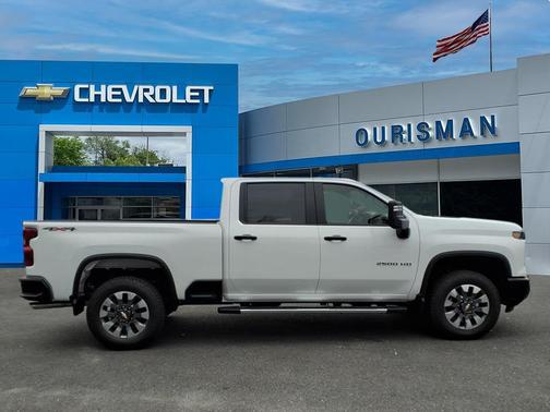 2026 Chevrolet Silverado 2500 Custom