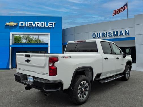 2026 Chevrolet Silverado 2500 Custom