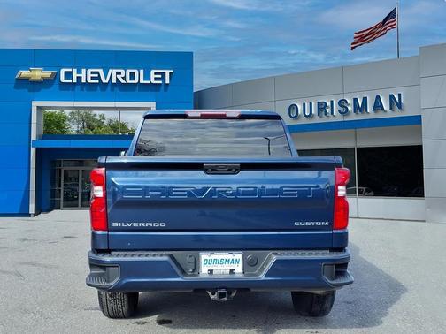 2022 Chevrolet Silverado 1500 Custom