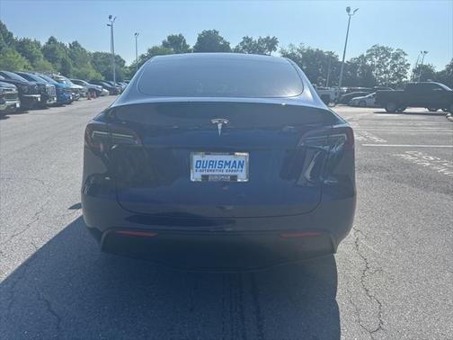 2024 Tesla Model Y Long Range Dual Motor All-Wheel Drive