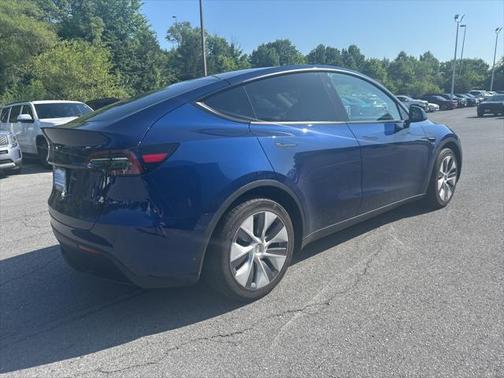 2024 Tesla Model Y Long Range Dual Motor All-Wheel Drive
