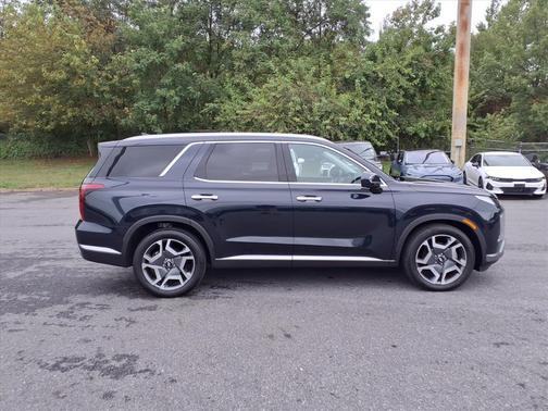 2025 Hyundai PALISADE SEL Premium