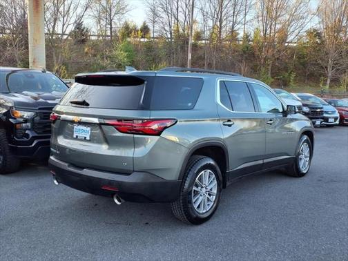 2022 Chevrolet Traverse LT Leather