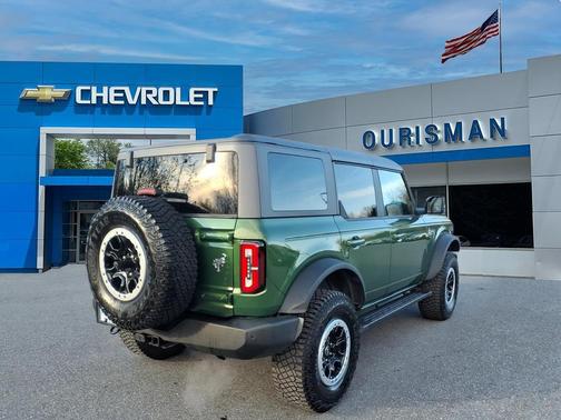 2024 Ford Bronco Outer Banks