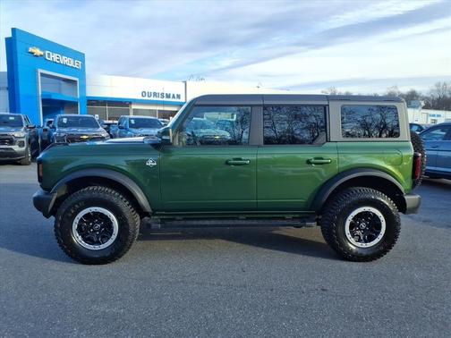 2024 Ford Bronco Outer Banks