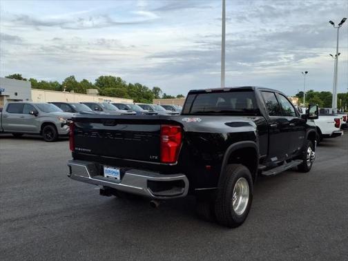 2025 Chevrolet Silverado 3500 LTZ