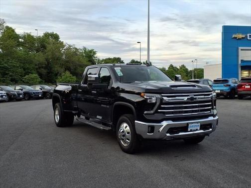 2025 Chevrolet Silverado 3500 LTZ