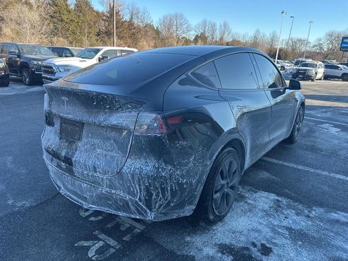 2024 Tesla Model Y Long Range Dual Motor All-Wheel Drive