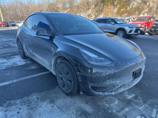 2024 Tesla Model Y Long Range Dual Motor All-Wheel Drive