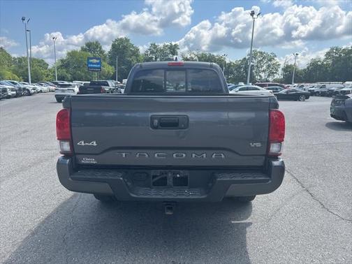 2022 Toyota Tacoma SR5