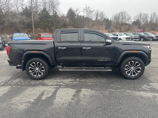 2024 GMC Canyon Denali