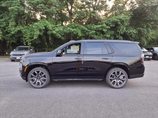 2025 Chevrolet Tahoe 4WD RST