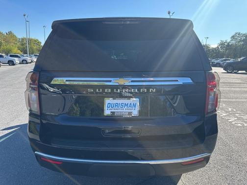 2023 Chevrolet Suburban LS