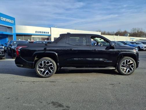 2025 Chevrolet Silverado EV RST