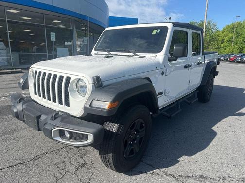 Bright White Clearcoat 2023 Jeep Gladiator Sport
