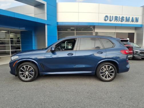 2020 BMW X5 M50i